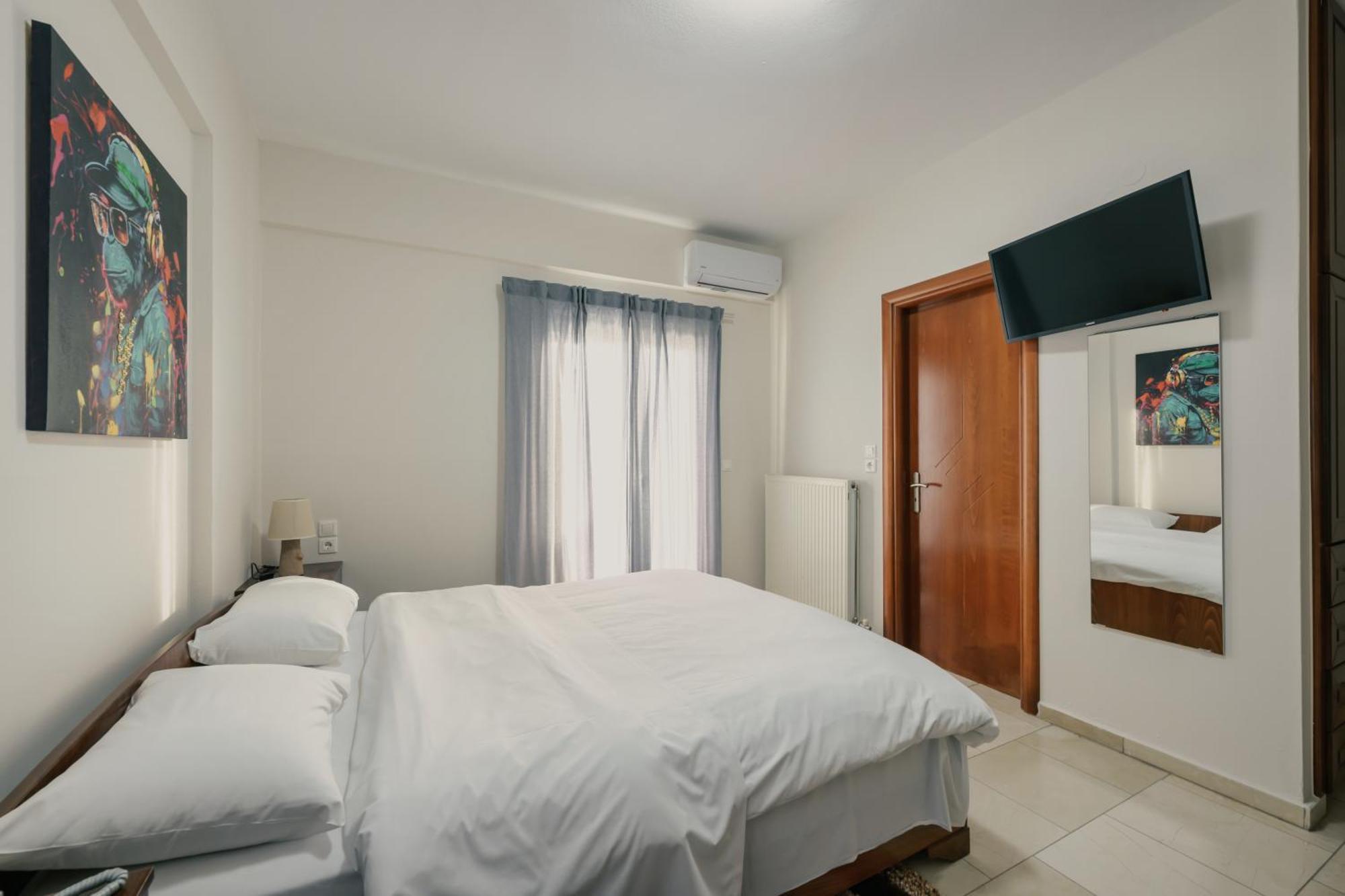 O Fotis Studios & Apartments Giannina Esterno foto
